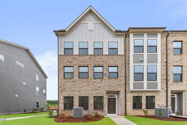 784 Ballyneal Alley, Cary, NC 27513