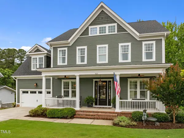 821 Rambling Oaks Lane, Holly Springs, NC 27540