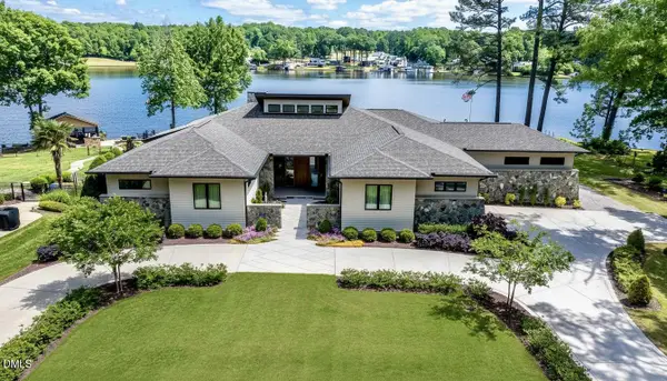 2532 Holiday Avenue, Zebulon, NC 27597