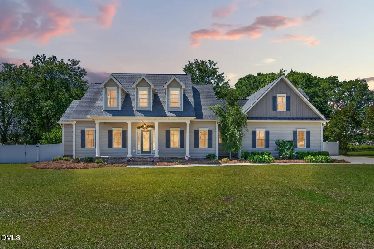 514 S Lincoln Street, Benson, NC 27504 - #1