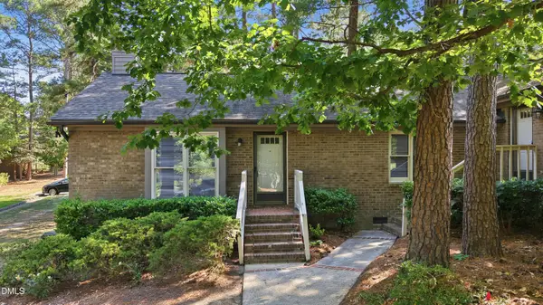 300 W Woodcroft Parkway #Apt 26a, Durham, NC 27713