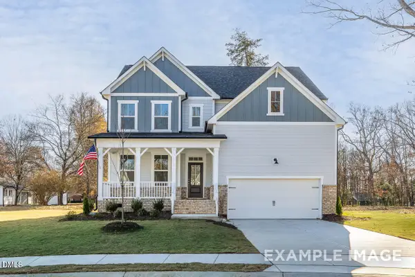 323 Queensferrry Lane, Southern Pines, NC 28387