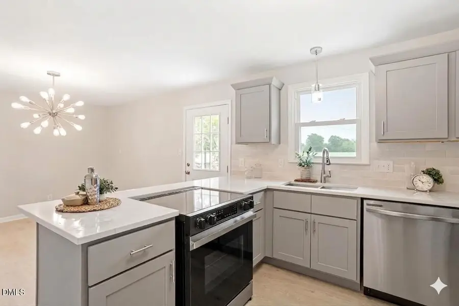 601 West Street, Selma, NC 27576 - #2