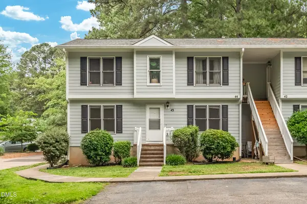 121 Westview Drive #Apt 44, Carrboro, NC 27510