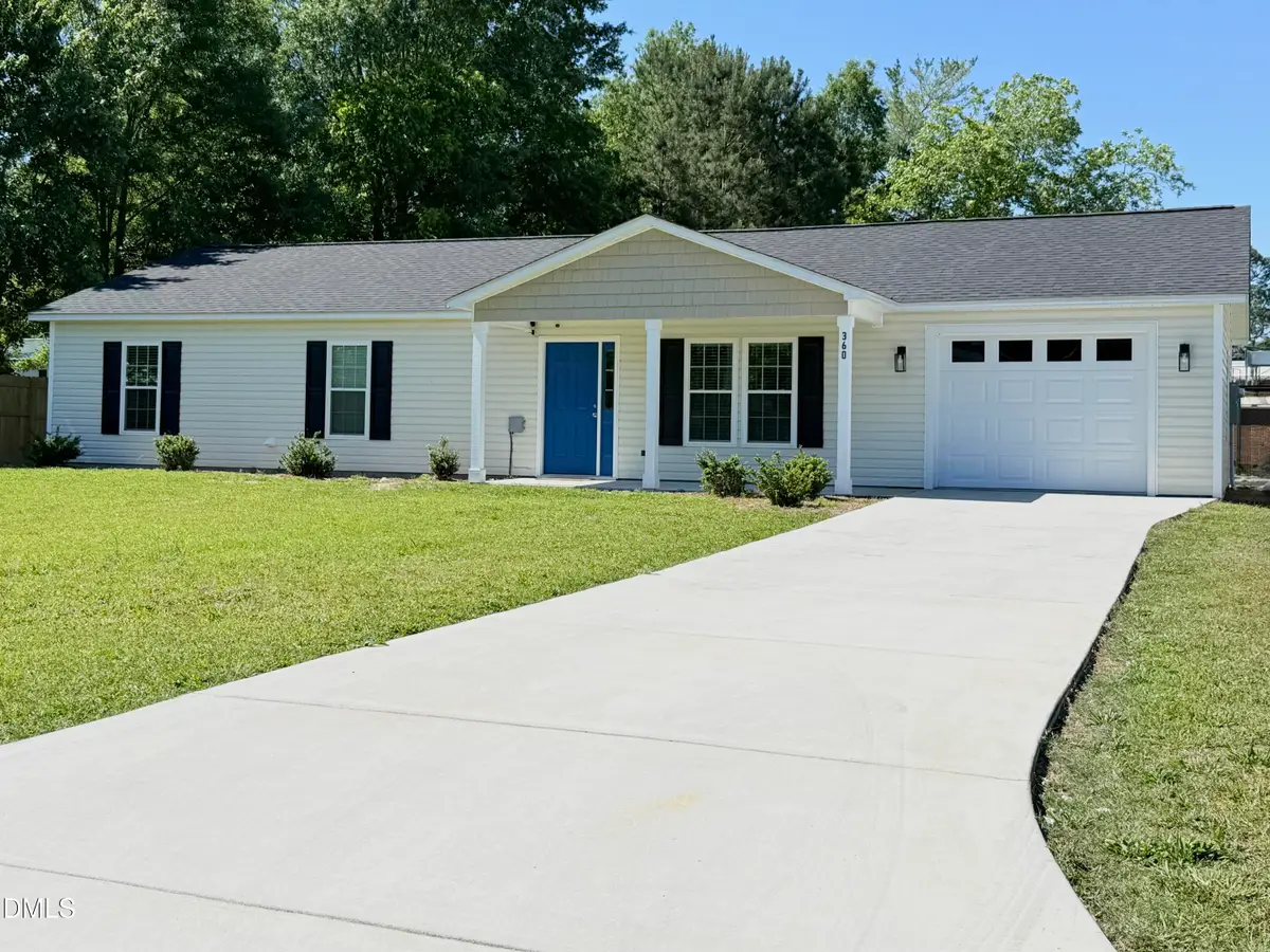 360 Oak Street, Roseboro, NC 28382 - #1