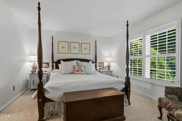 2424 Mapleton Lane, Raleigh, NC 27613
