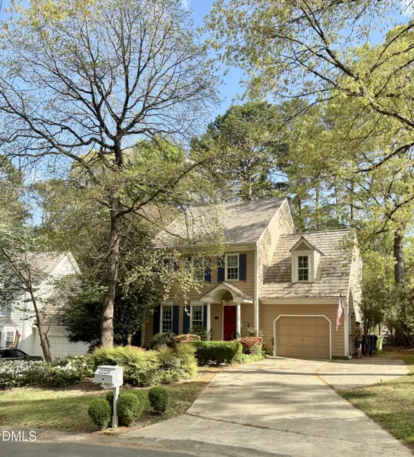 2225 Brisbayne Circle #910, Raleigh, NC 27615