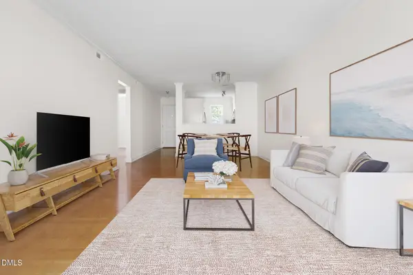 1513 E Franklin Street #Unit 114, Chapel Hill, NC 27514