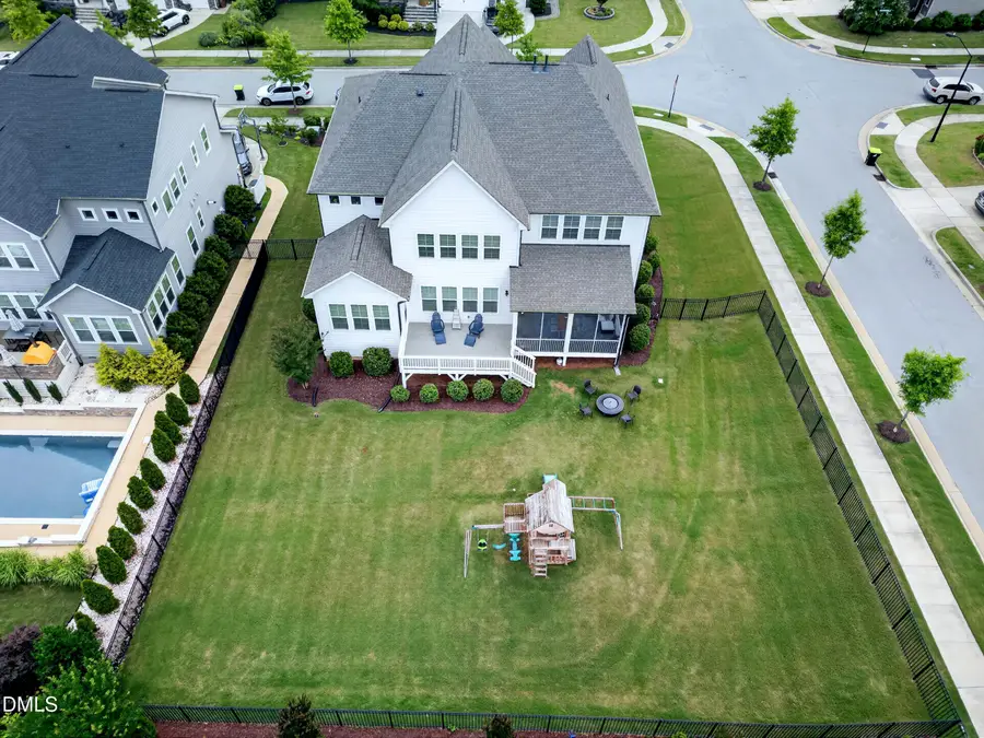200 Lofty Oak Lane, Holly Springs, NC 27540 - #2