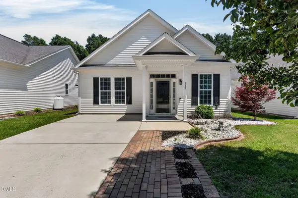723 Barlang Circle, Fuquay Varina, NC 27526