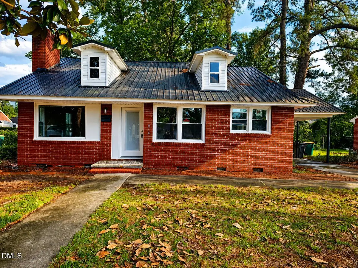 1018 E 9th Street, Lumberton, NC 28358 - #1
