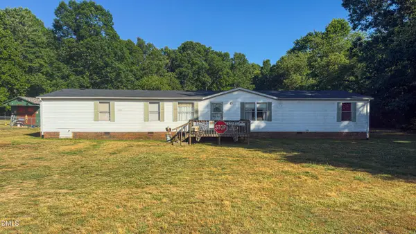 8800 Spring Meadow Drive, Hickory, NC 28601