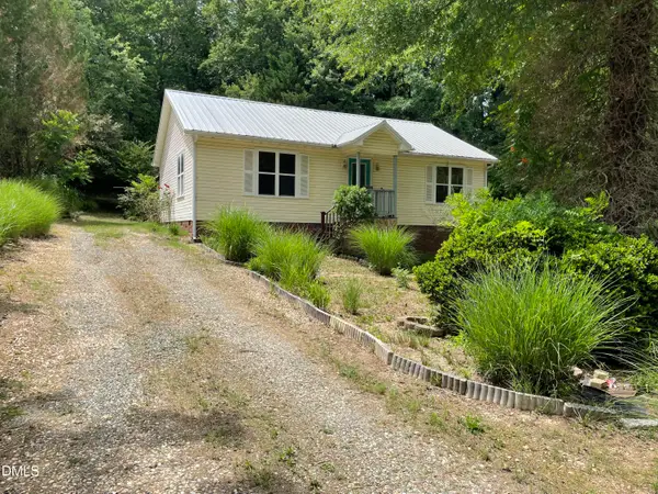 611 N 4th Street, Mebane, NC 27302
