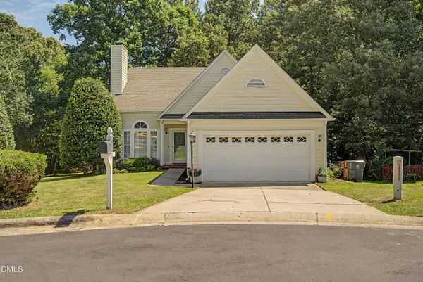 1020 Starkland Way, Holly Springs, NC 27540