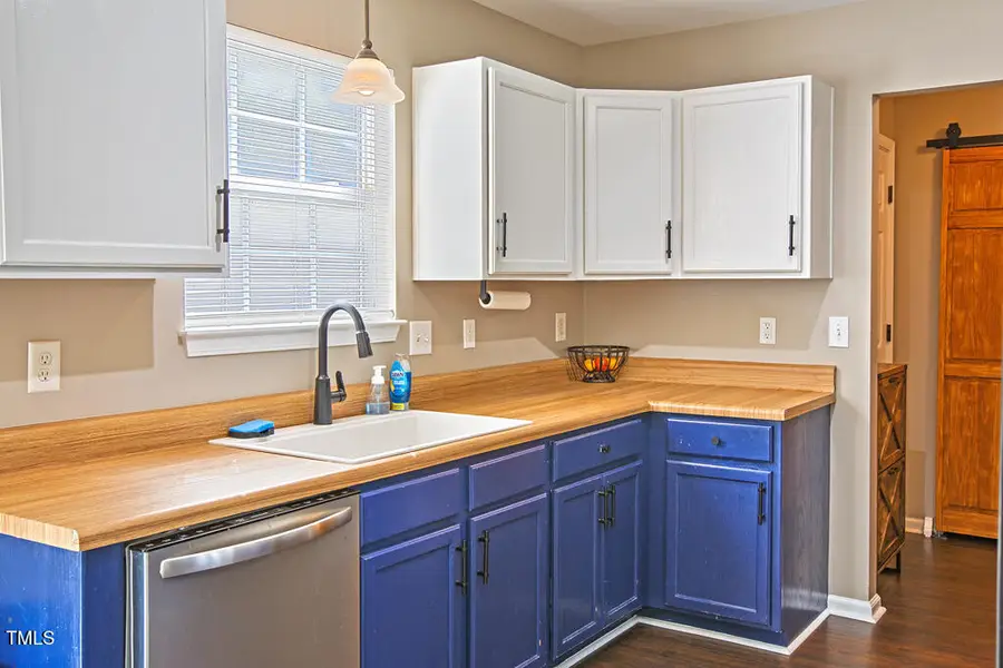 1724 E Ridge Heights Drive, Fuquay Varina, NC 27526 - #2
