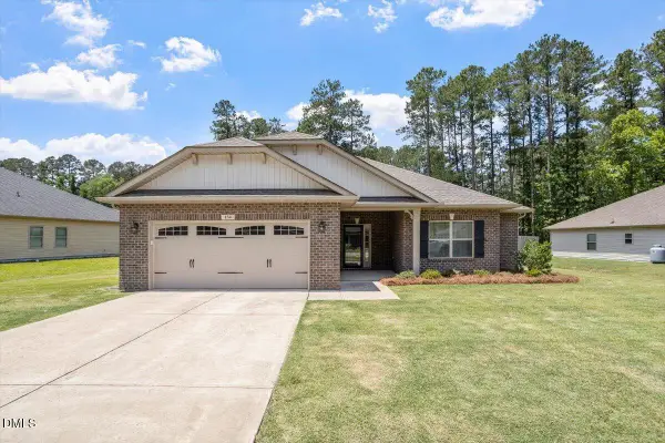 134 Woodwater Circle, Lillington, NC 27546