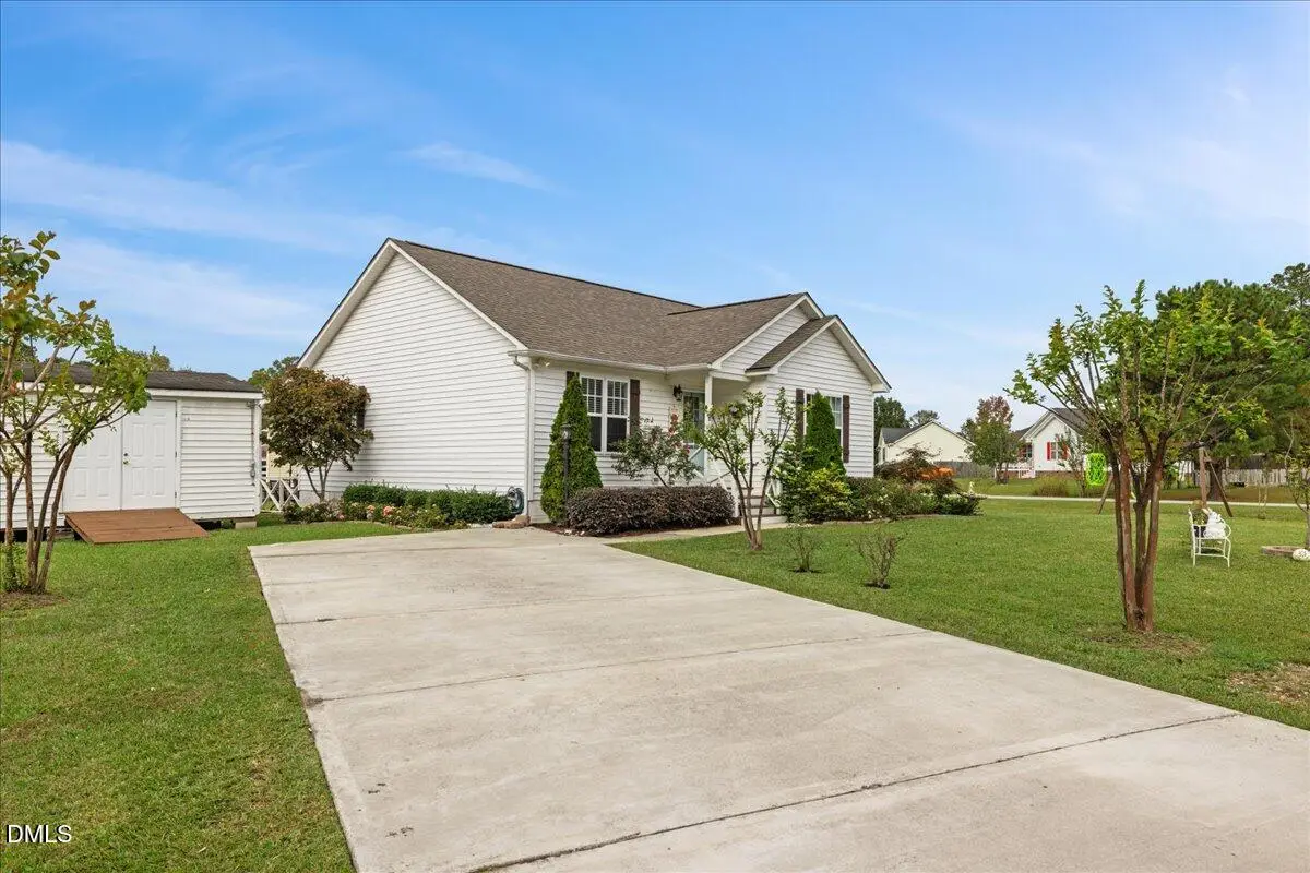 100 Stoney Creek Circle, Smithfield, NC 27577 - #1