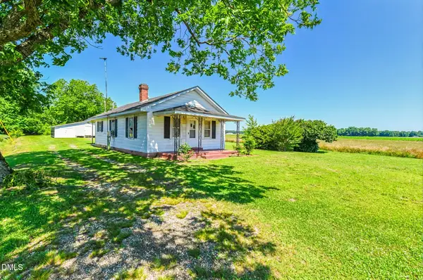 986 S Jordans Chapel Road, Mount Olive, NC 28365