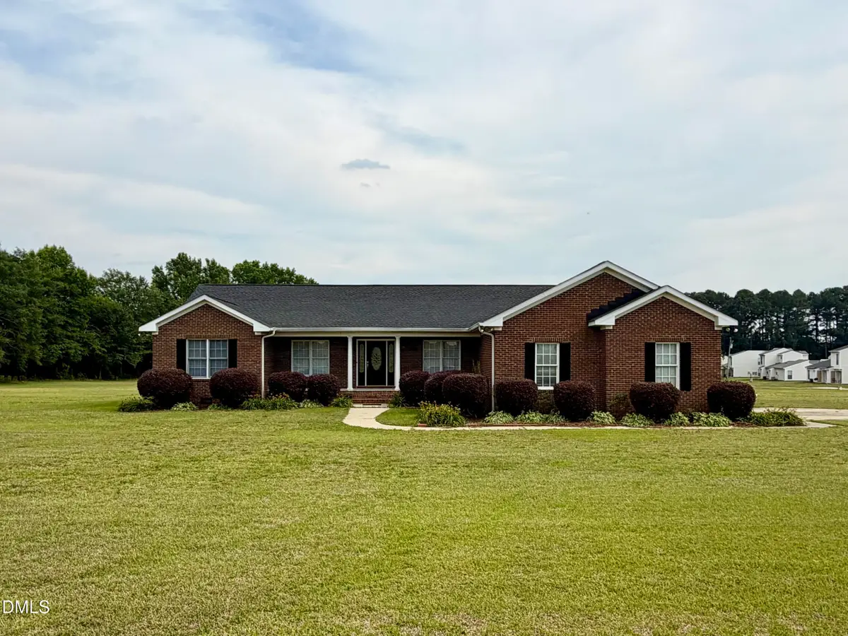 800 Carolina Drive, Dunn, NC 28334 - #1