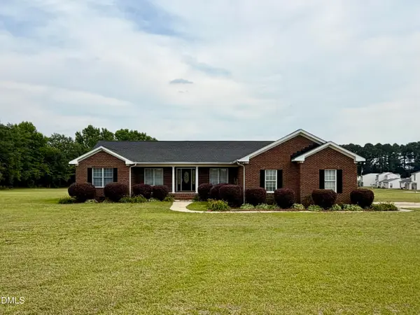 800 Carolina Drive, Dunn, NC 28334