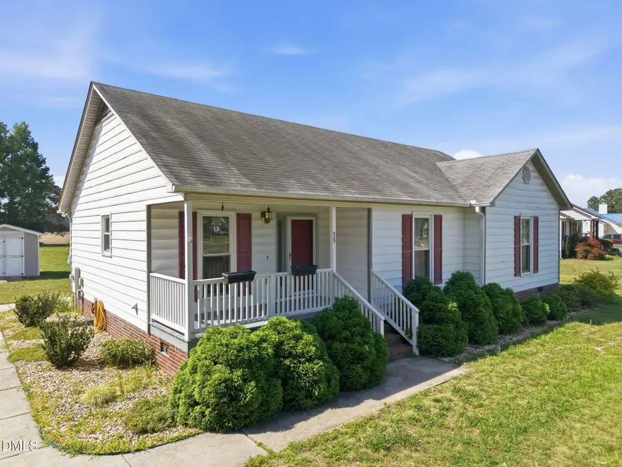 15 Loop Road, Archer Lodge, NC 27527 - #3