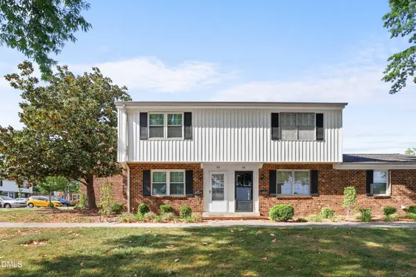 1002 Willow Drive #Apt 43, Chapel Hill, NC 27514