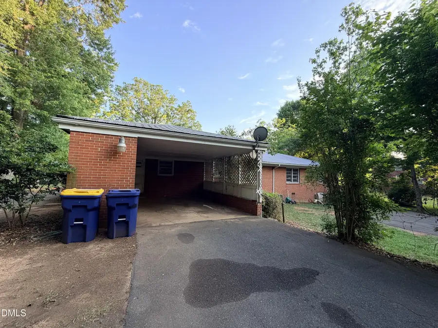 611 E Raleigh Street, Siler City, NC 27344 - #3