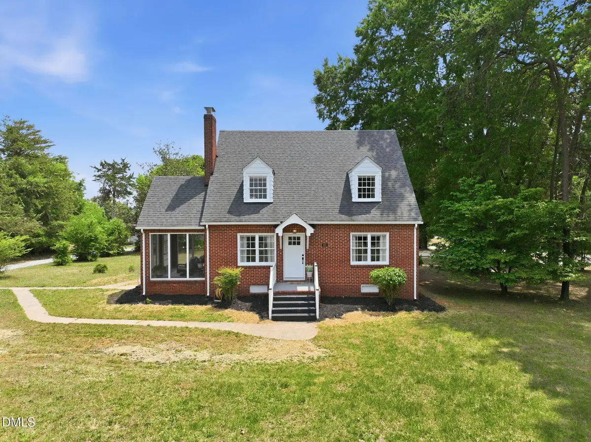 227 W Corbin Street, Hillsborough, NC 27278 - #1