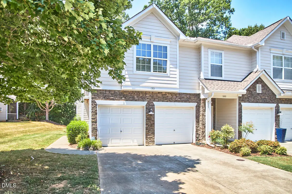 1301 Bartlett Circle, Hillsborough, NC 27278 - #1