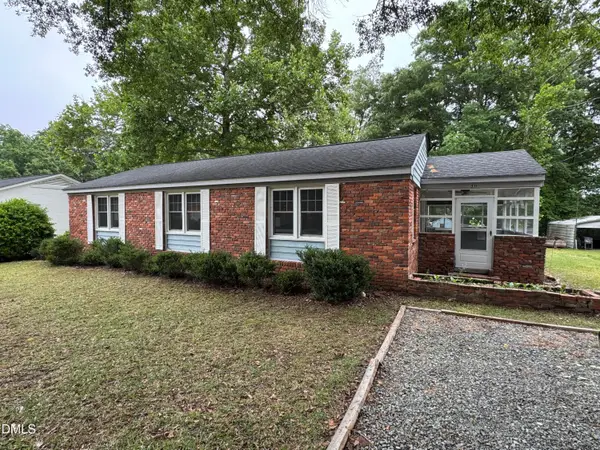 311 Woodland Drive, Fuquay Varina, NC 27526