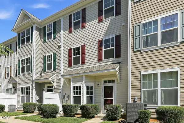 11100 Gwynn Oaks Drive, Raleigh, NC 27614