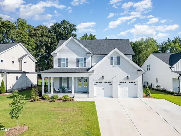 2213 Terri Creek Drive, Fuquay Varina, NC 27526