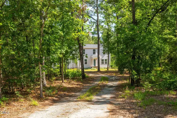 499 Jumping Run Road, Dunn, NC 28334