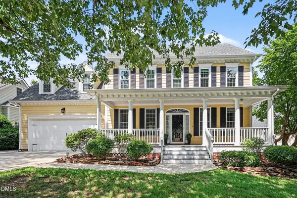 102 Maple Crest Court, Apex, NC 27502