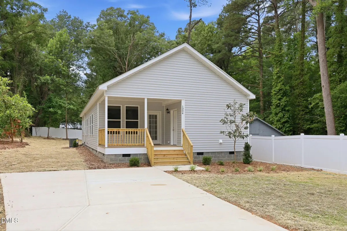 1304 Goldsboro Avenue, Sanford, NC 27330 - #1