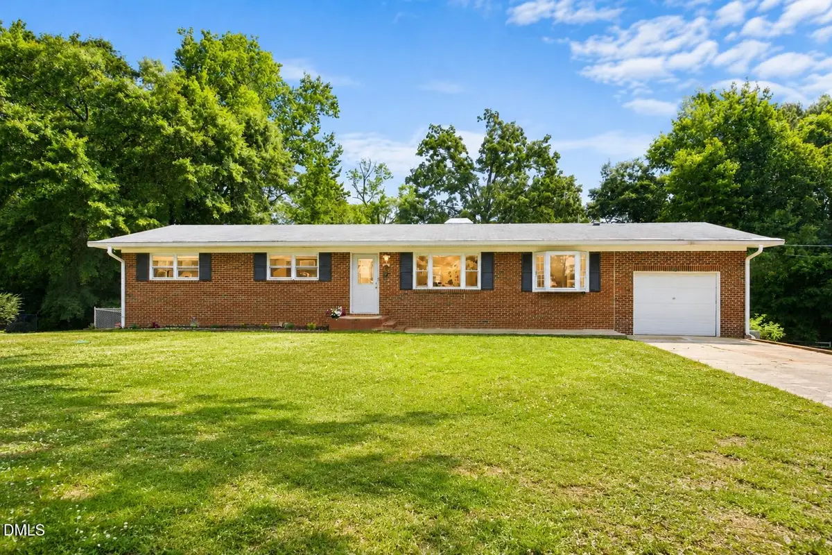 2909 Belmont Circle, Sanford, NC 27332 - #1