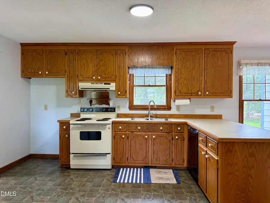 460 Parrott Road, Henderson, NC 27537 - #2
