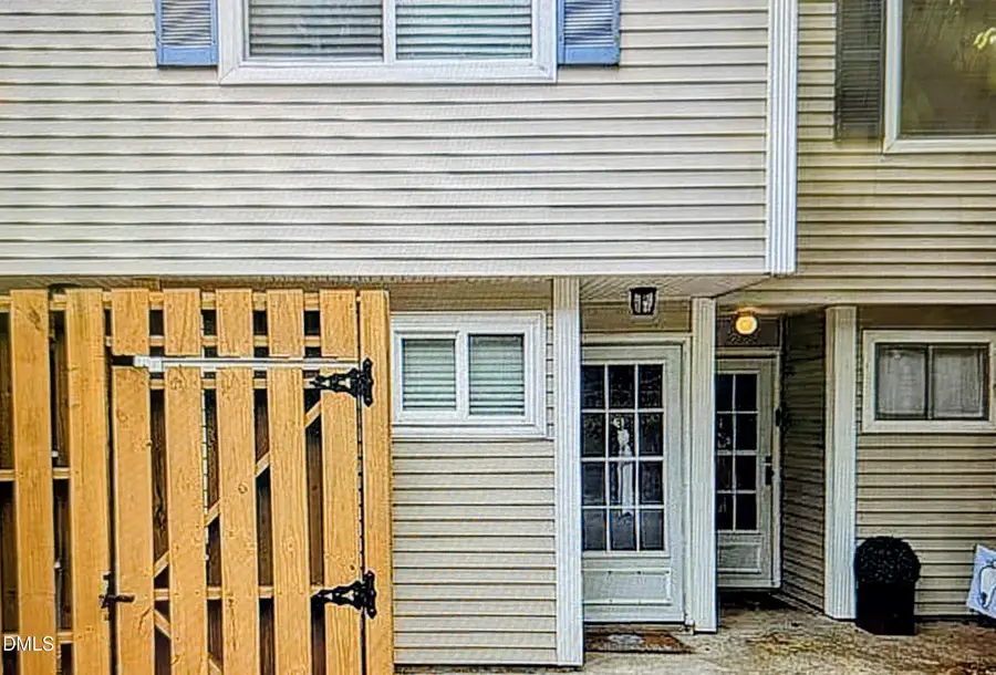 220 Elizabeth Street, Chapel Hill, NC 27514 - #2