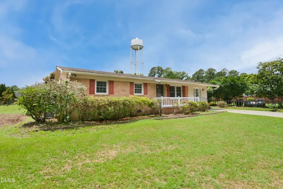 400 Blackmon Street, Four Oaks, NC 27524 - #2