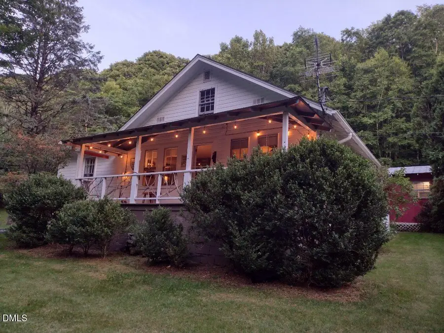 659 Chestnut Grove Road, Spruce Pine, NC 28777 - #2