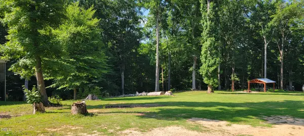 250 Oakdale Avenue, Clayton, NC 27520