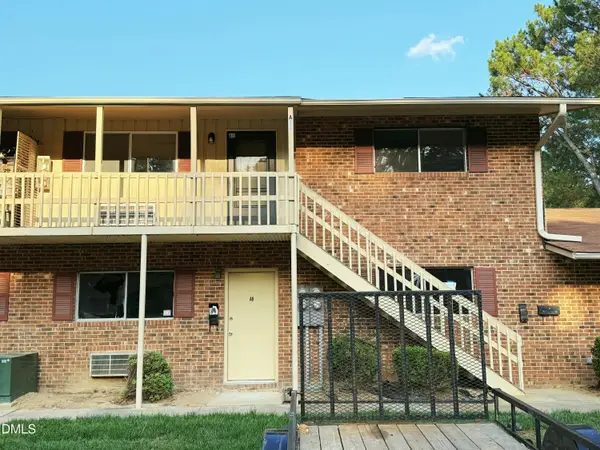 130 S Estes, Chapel Hill, NC 27517