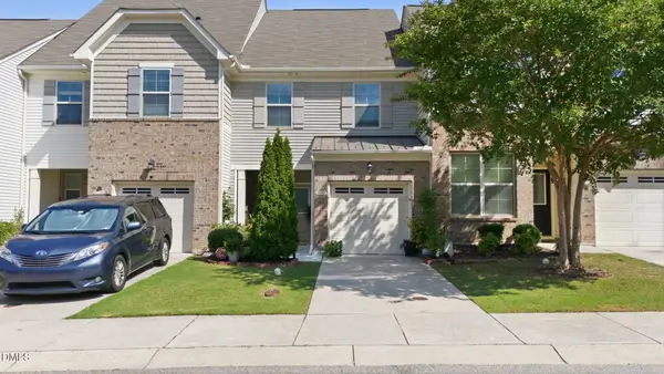 734 Davenbury Way, Cary, NC 27513