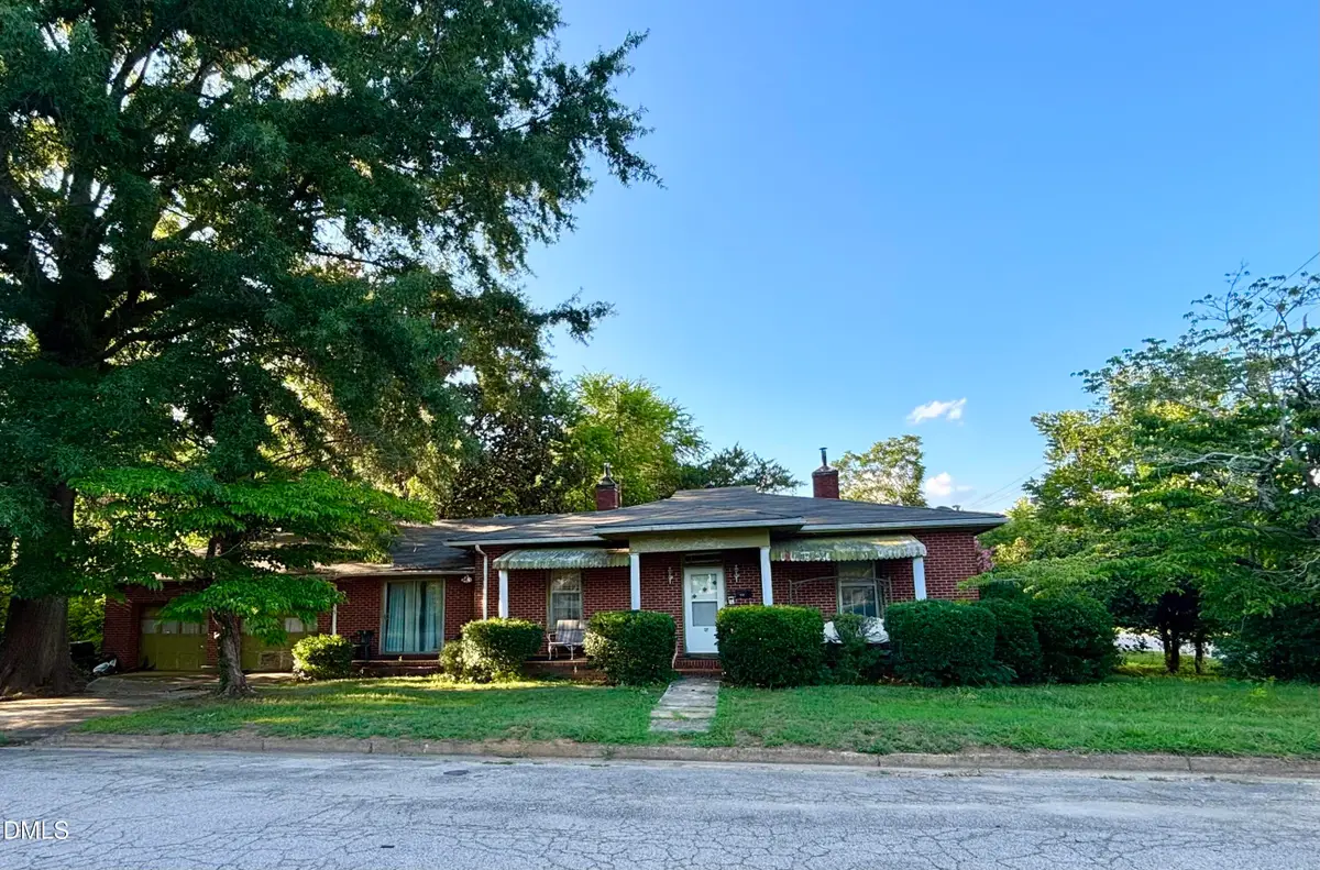 114 College Street, Warrenton, NC 27589 - #1
