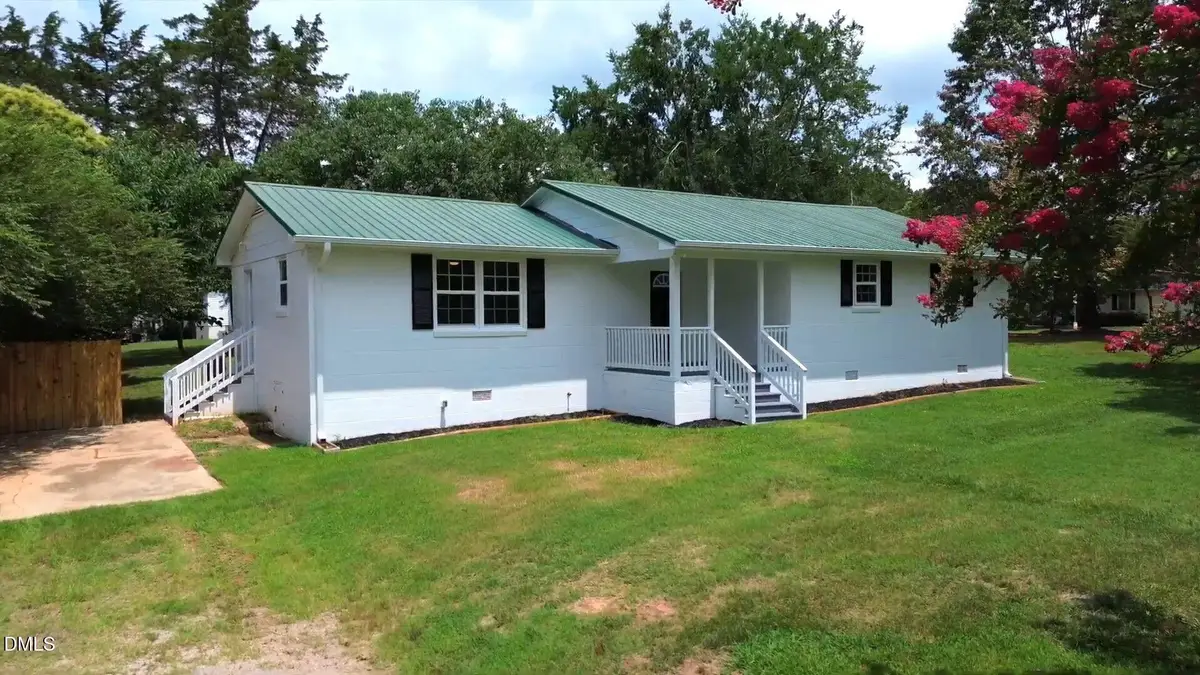 501 Warren Street, Warrenton, NC 27589 - #1