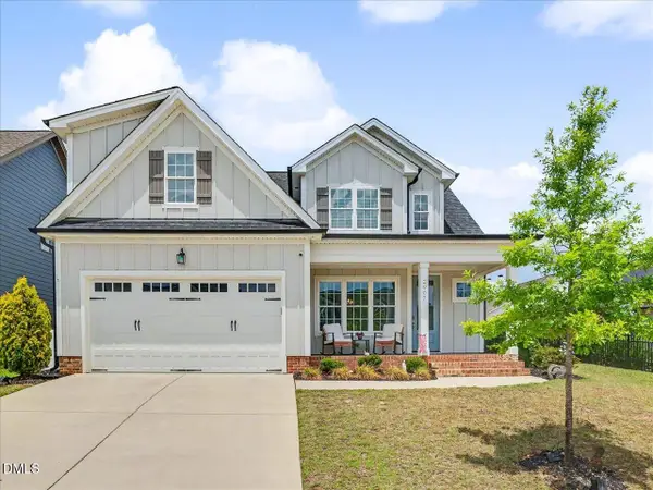 2907 Meadow Bluffs Way, Fuquay Varina, NC 27526