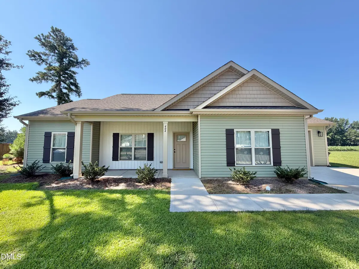 404 S Eastwood Drive, Benson, NC 27504 - #1