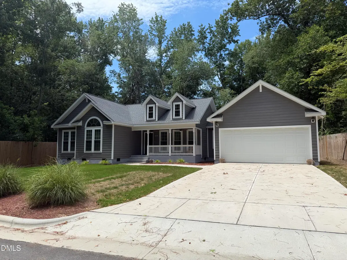 820 E Cardinal Drive, Fuquay Varina, NC 27526 - #1