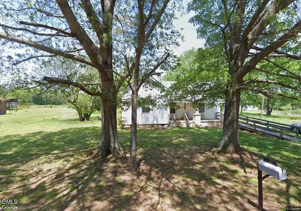 80 Franklin Avenue, Louisburg, NC 27549