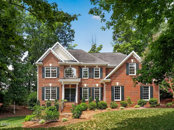 400 Flint Point Lane, Holly Springs, NC 27540